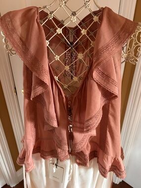 Top exclusive to Spell size large or X-Large new